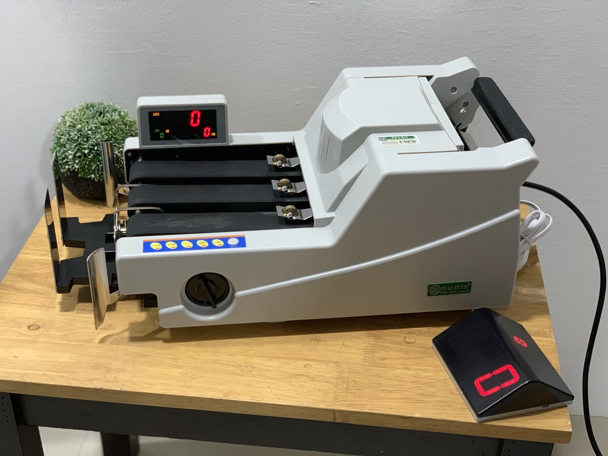 Máy đếm tiền Oudis 9799A