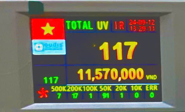 Máy đếm tiền kiểm tra tiền giả Oudis 9899NEW
