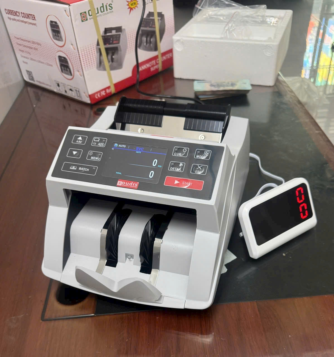 Máy đếm tiền Oudis 6768V