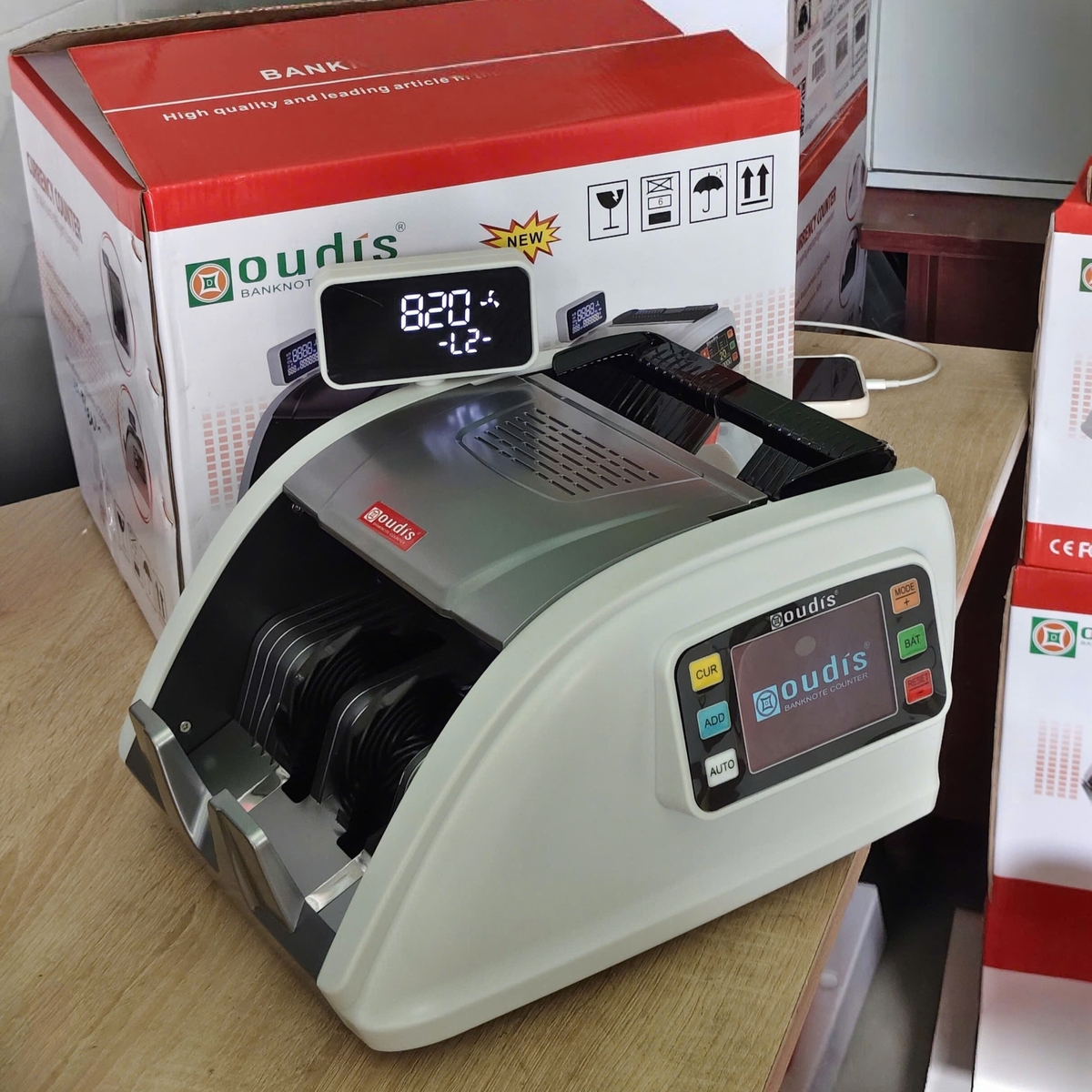 Máy đếm tiền Oudis 9191new  máy dùng pin