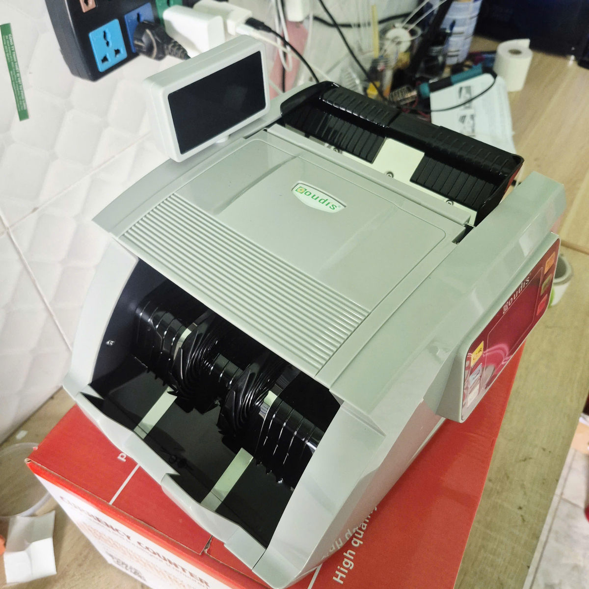 Máy đếm tiền Oudis 9900new
